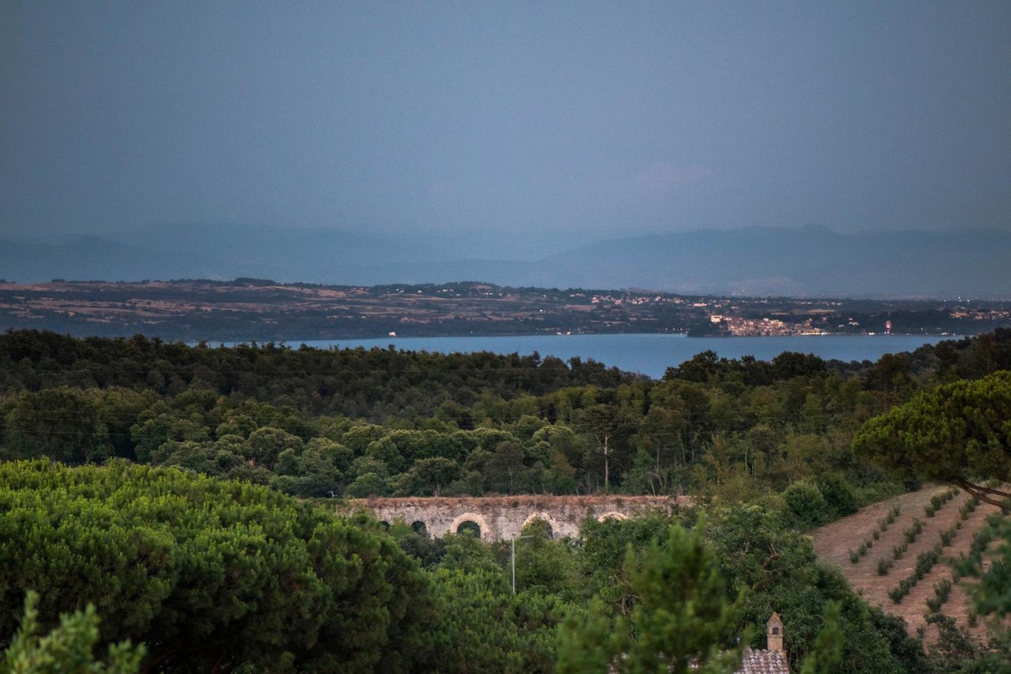 Villa Clodia Relais Manziana Экстерьер фото