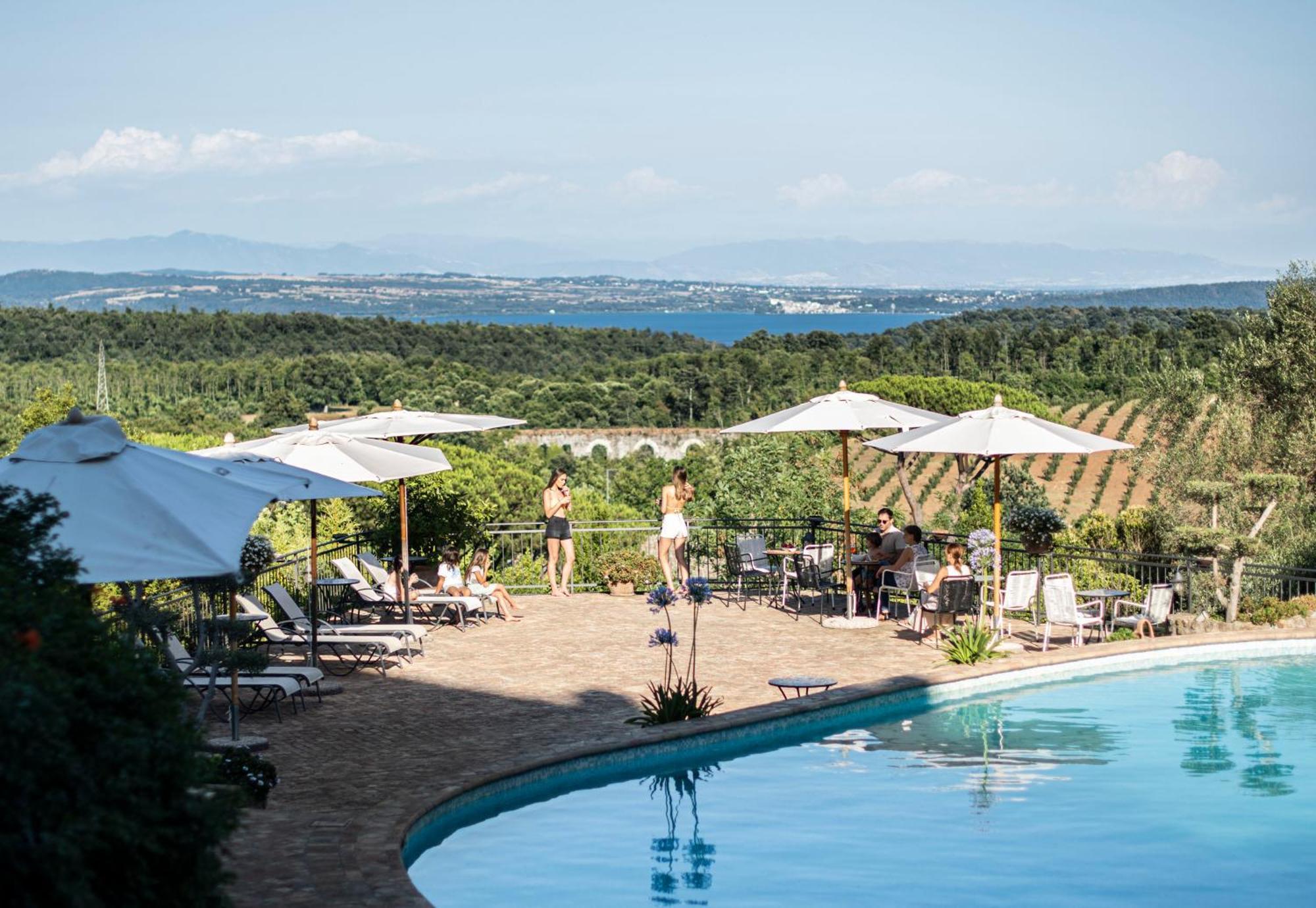Villa Clodia Relais Manziana Экстерьер фото